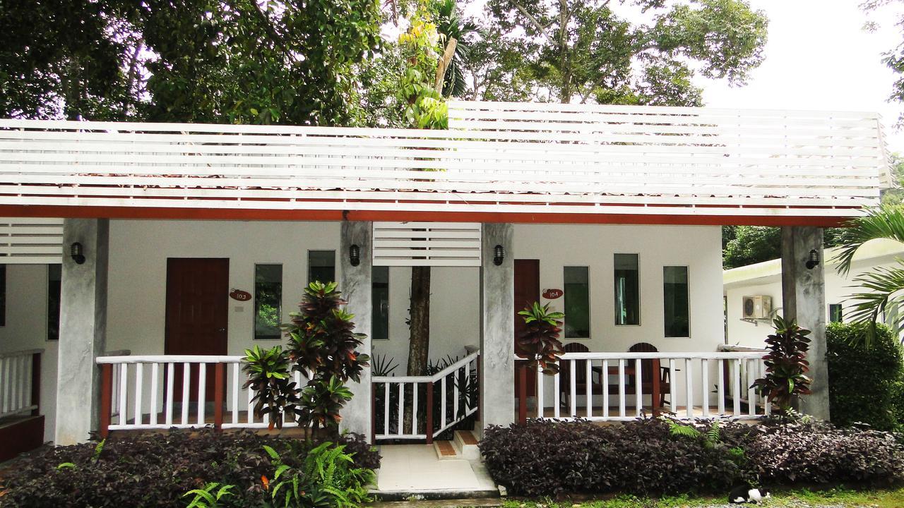 Baansuan Chongkao Resort Nakhon Si Thammarat Exterior photo